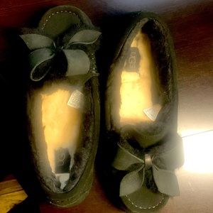 Ugg Ansley Bow slipper